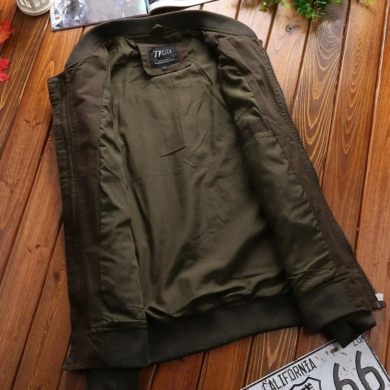 Bomber Jacket Men Fashion Casual Windbreaker Jacket Coat Men Spring and Autumn New Hot Outwear Stand Slim Military Embroidery